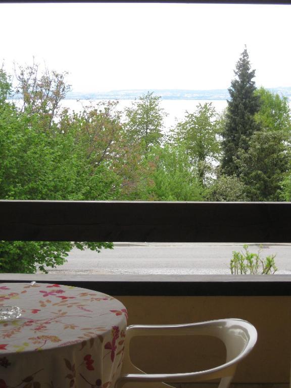 Hotel Les Pavillons Du Golf Évian-les-Bains Екстериор снимка