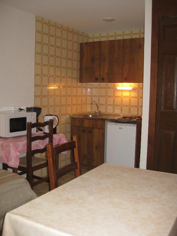 Hotel Les Pavillons Du Golf Évian-les-Bains Екстериор снимка