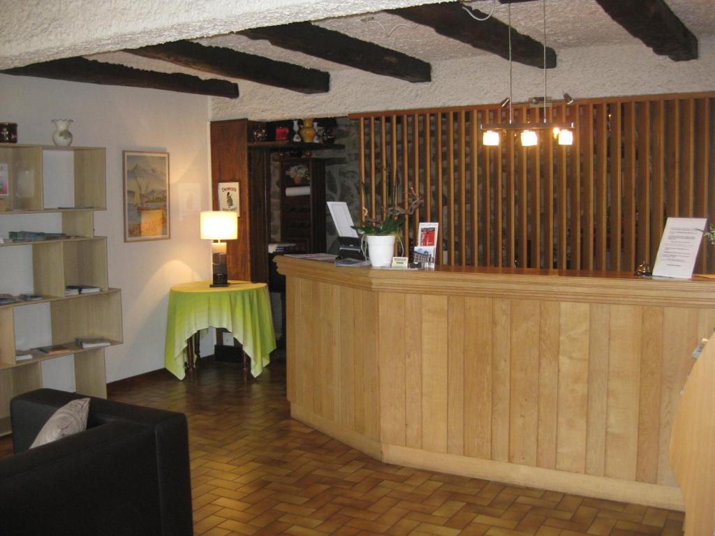 Hotel Les Pavillons Du Golf Évian-les-Bains Екстериор снимка
